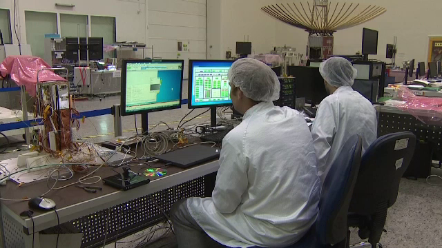 Sonda trimisa pe Luna