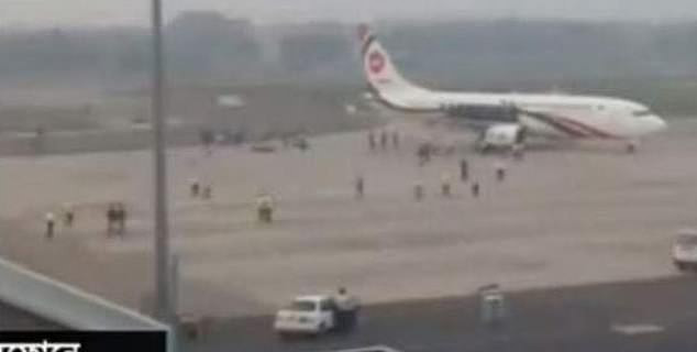 Avion cu 142 de pasageri, care se îndrepta spre Dubai, deturnat de un bărbat înarmat