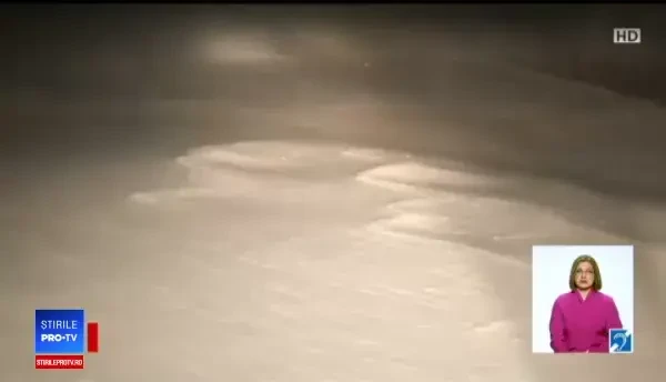 Aglomeraţie uriaşă în Poiana Braşov. Schiorii au stat "bară la bară" pe pârtii