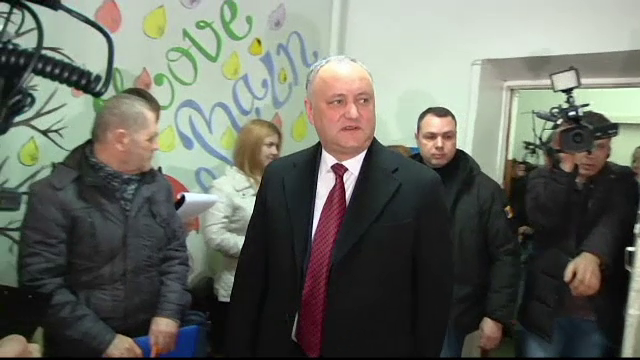 Alegeri în Moldova. Pro-ruşii şi "Democraţii" lui Plahotniuc ar putea forma noul guvern