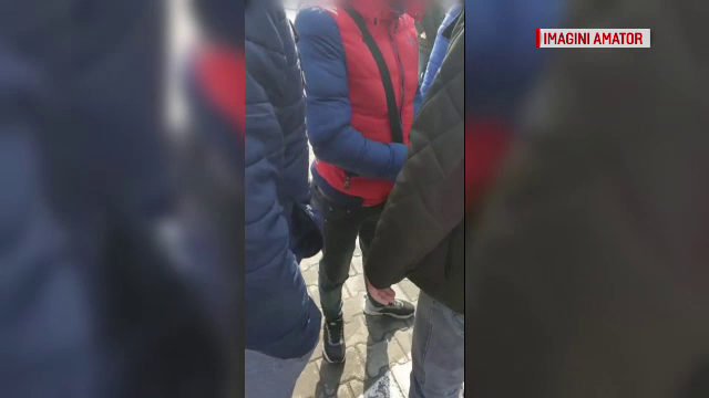 Ce a pățit un tânăr din Craiova după ce a încercat să vândă un pistol pe internet