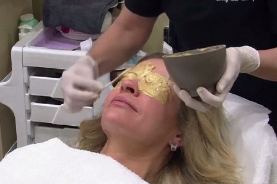 Aurul, ingredientul vedetă pentru tratamentele folosite de staruri la Oscar