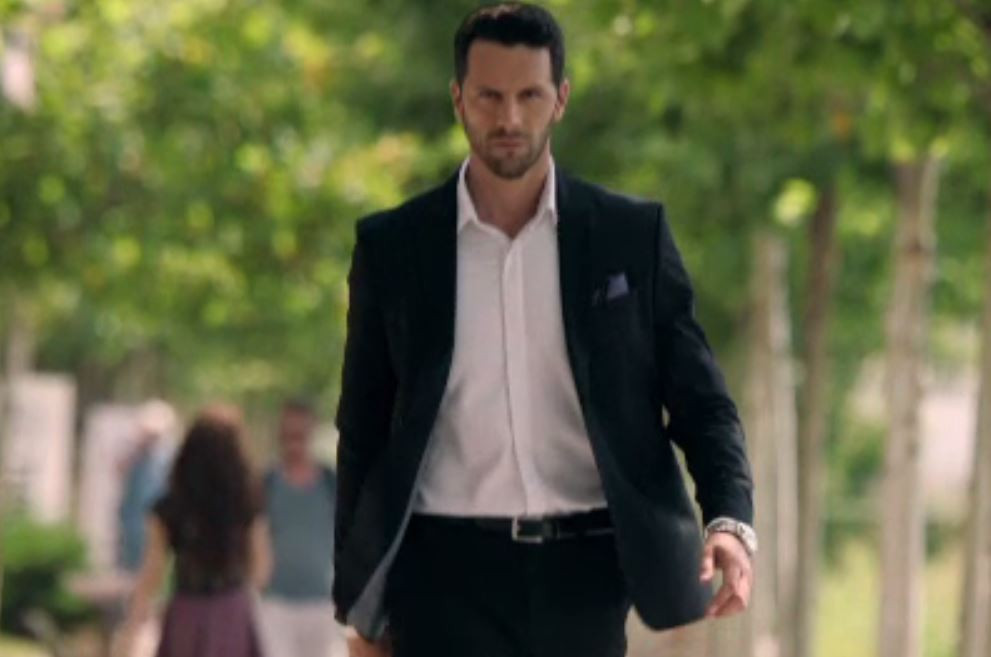 Serialul "VLAD" debutează luni la Pro TV. Ce spune Adrian Nartea despre personajul său