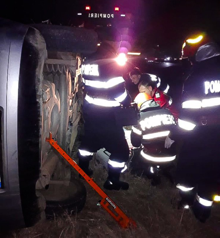 O şoferiţă din Giurgiu a murit prinsă sub propria maşină, după un accident