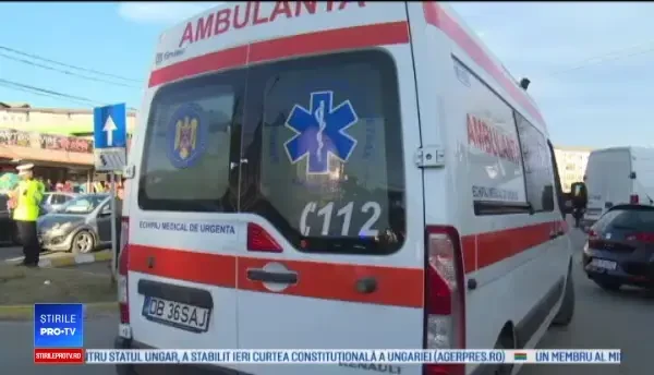 Accident grav în Târgoviște. Un bărbat a fost lovit după ce și-a parcat mașina