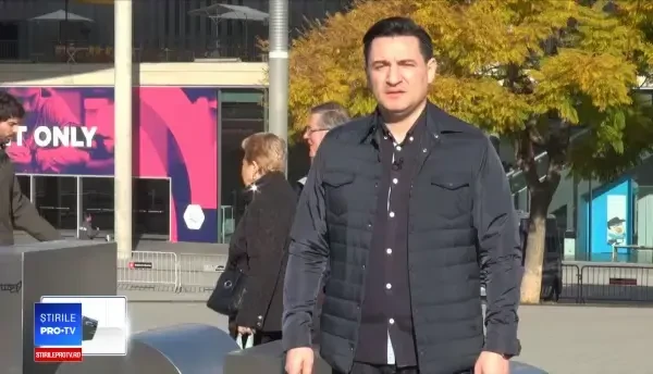 iLikeIT. Cât de folositor este un telefon flexibil. Bătălia dintre smartphone și tabletă