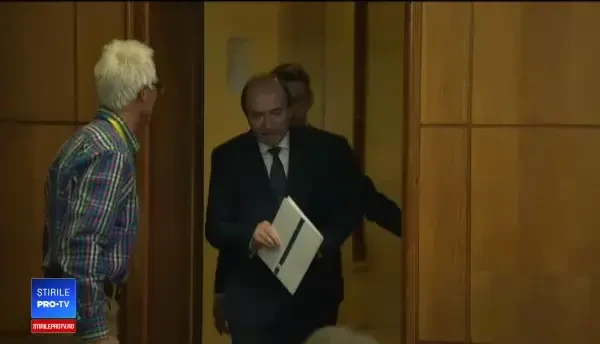 Toader, dispus să modifice 5 articole, magistrații și opoziția cer abrogarea întregii OUG7