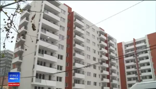 Vânzările pe piaţa imobiliară sunt în declin. Analiștii prevăd scăderi de prețuri până la 25%