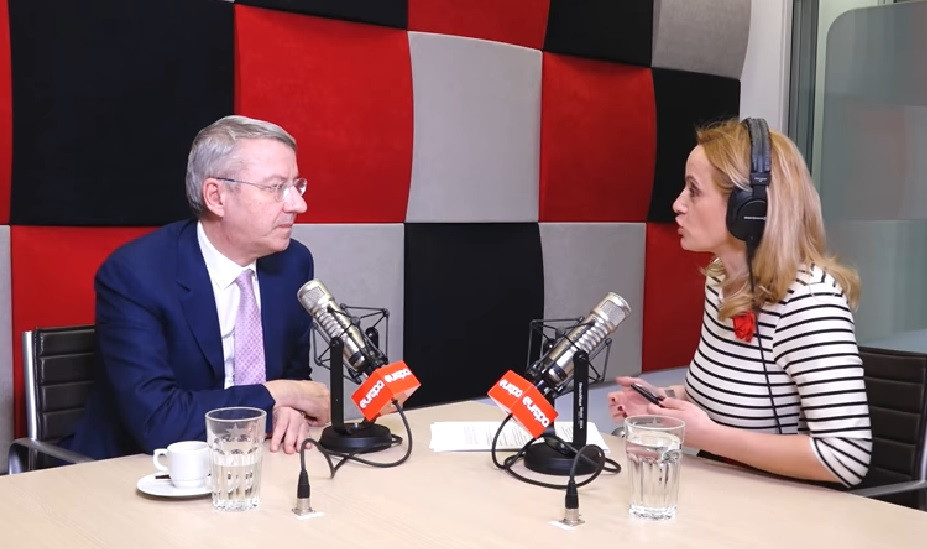 Ministrul Ciamba, încurcat de o întrebare privind votul pentru Kovesi în PE. VIDEO