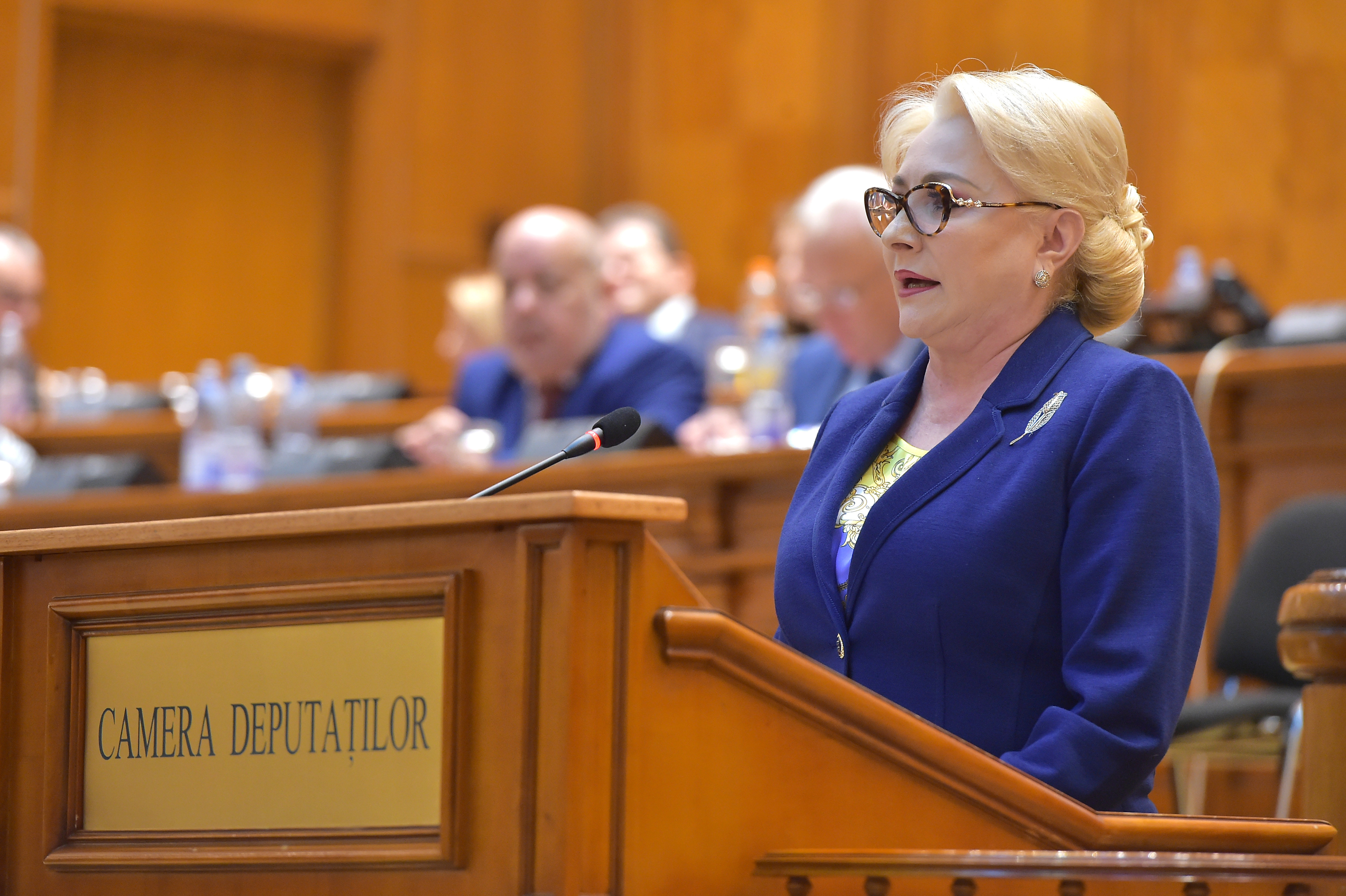 Dăncilă, atacuri la Iohannis. "Poate cineva nega creşterea veniturilor populaţiei?"