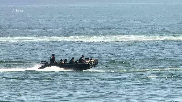 Navă atacată de piraţi, în largul Camerunului. 8 marinari au fost răpiţi