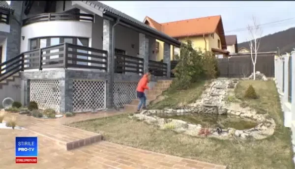 Un proprietar a plătit 8.000 de euro pentru amenajarea grădinii. Ce are special