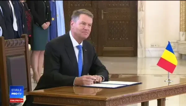 România, fără buget în martie. Lupta se mută de la CCR în Parlament