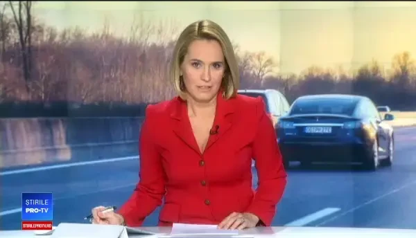 Şofer filmat în timp ce doarme la volan. Omul spune că face asta zilnic fără să se teamă