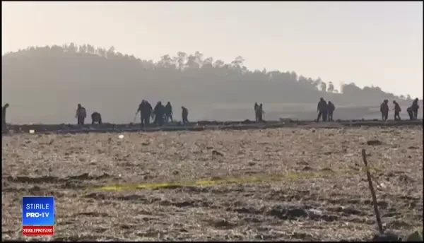 Cutiile negre ale avionului Boeing prăbușit în Etiopia au fost găsite