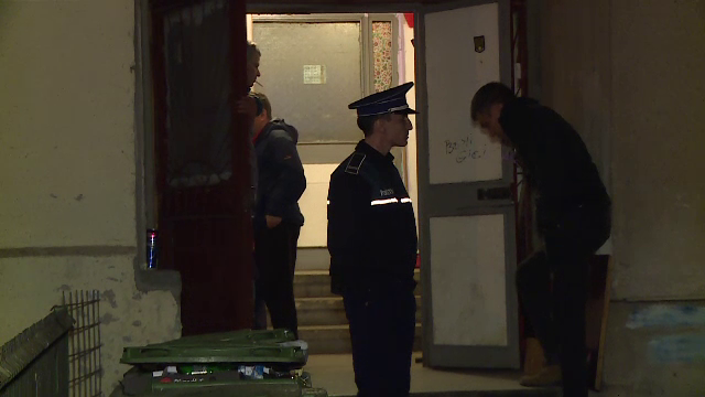 Fost angajat al MAI, suspectat că și-a ucis soția. Cum au găsit-o pompierii în apartament