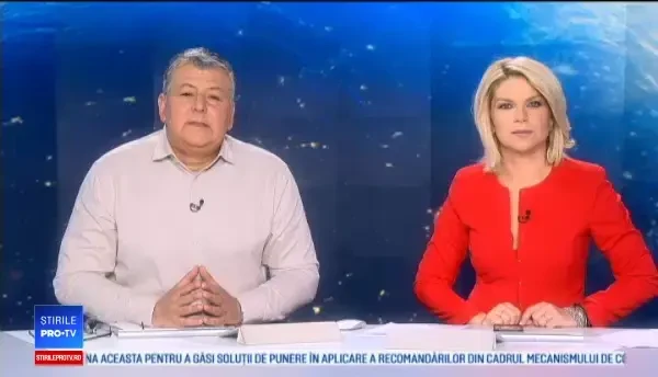 Record mondial. Un adolescent a rezolvat cubul Rubik cu picioarele