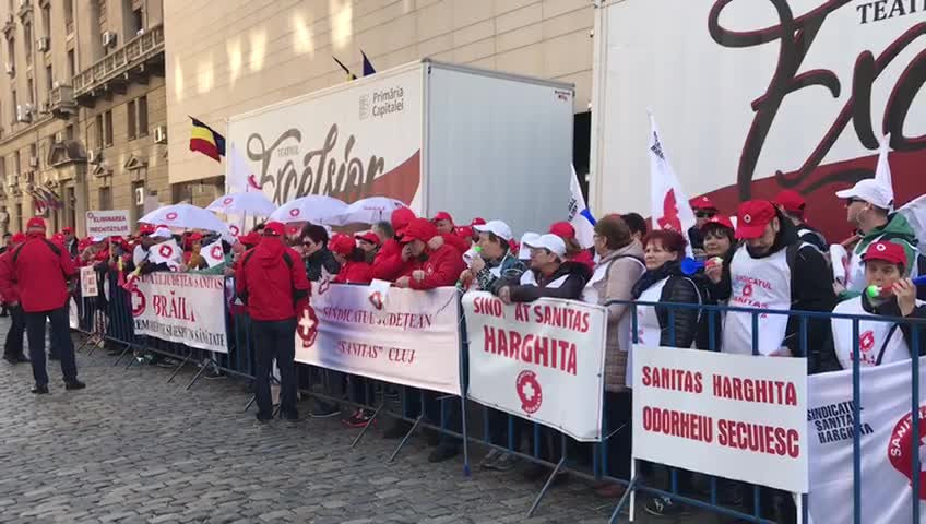 Proteste la Ministerul Sănătății. Sindicaliștii amenință că vor declanșa grevă generală