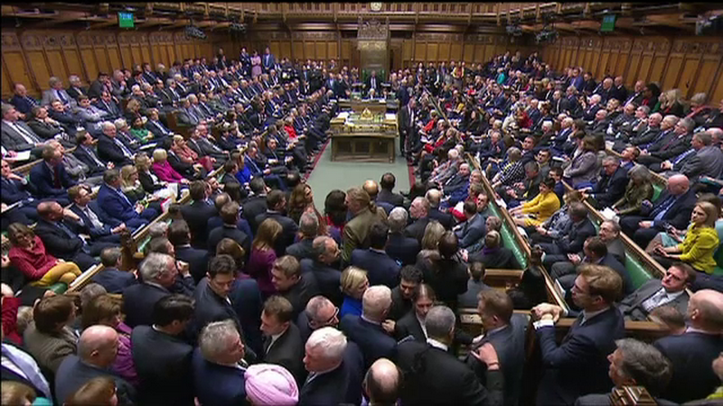 Parlamentul britanic îl împiedică pe viitorul premier să evite un vot privind Brexit