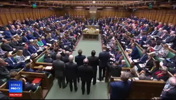 Brexitul, în pericol. Parlamentul britanic votează azi dacă UK iese din UE fără acord