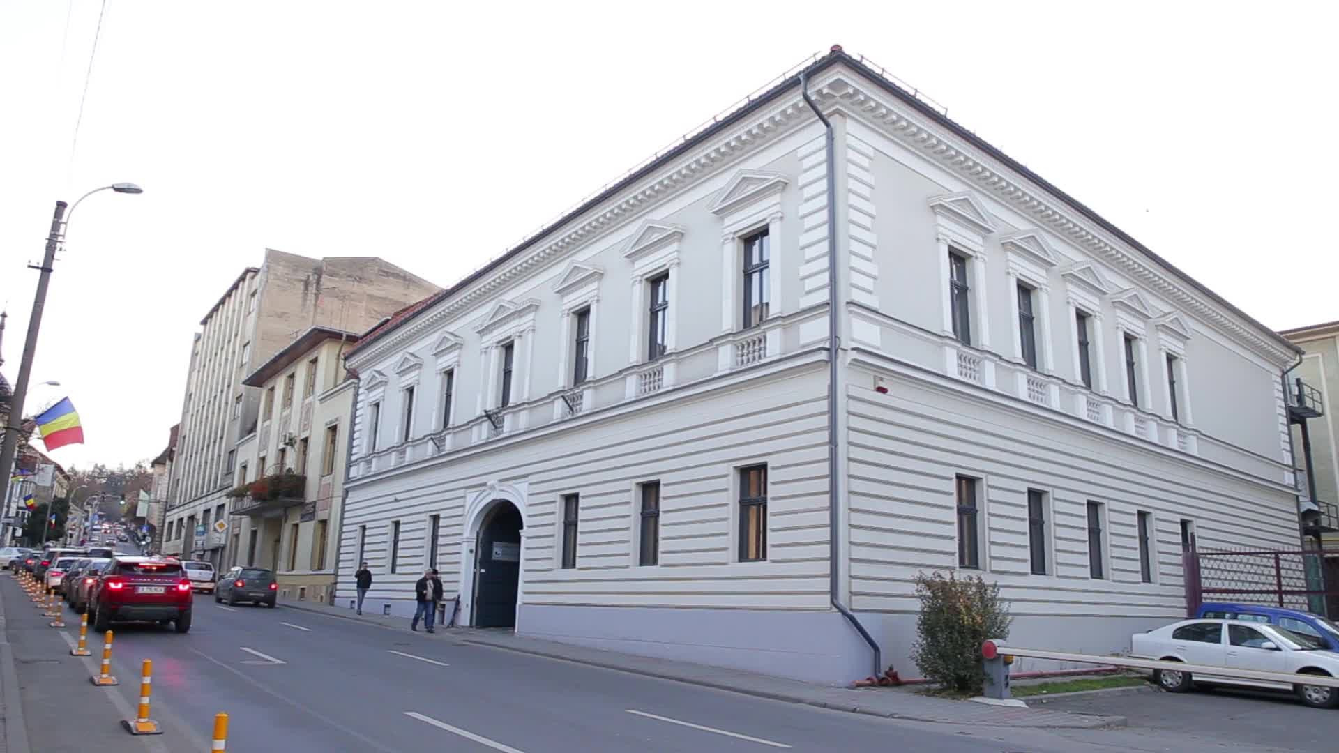 (P) S-a deschis cel mai modern spital de cardiologie din Ardeal. Ce intervenții fără bisturiu poți face acolo