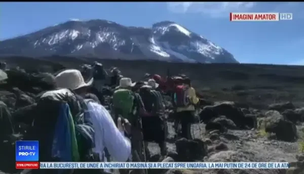 Cinci familii din România, expediție inedită pe muntele Kilimanjaro