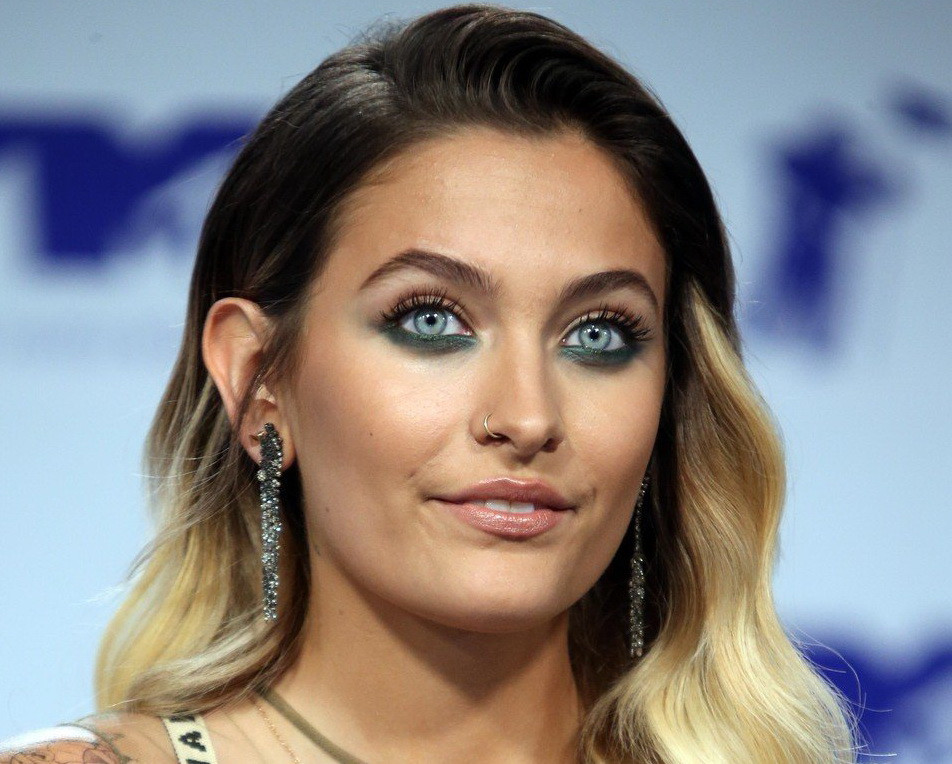 Fiica lui Michael Jackson ar fi încercat să se sinucidă după ce a văzut documentarul „Leaving Neverland”