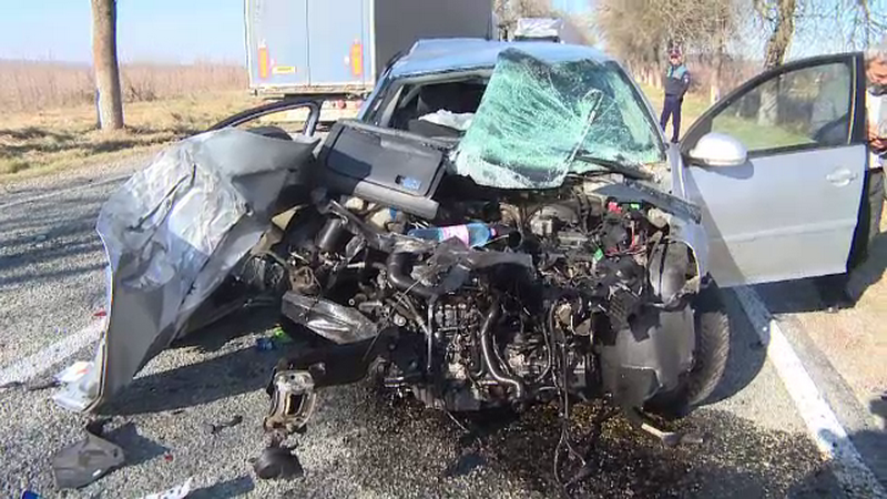 Specialiste în restaurarea clădirilor de patrimoniu, rănite grav într-un accident la Horezu