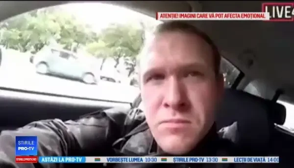 Percheziții după atacul din Noua Zeelandă. De unde și-a cumpărat Tarrant armele