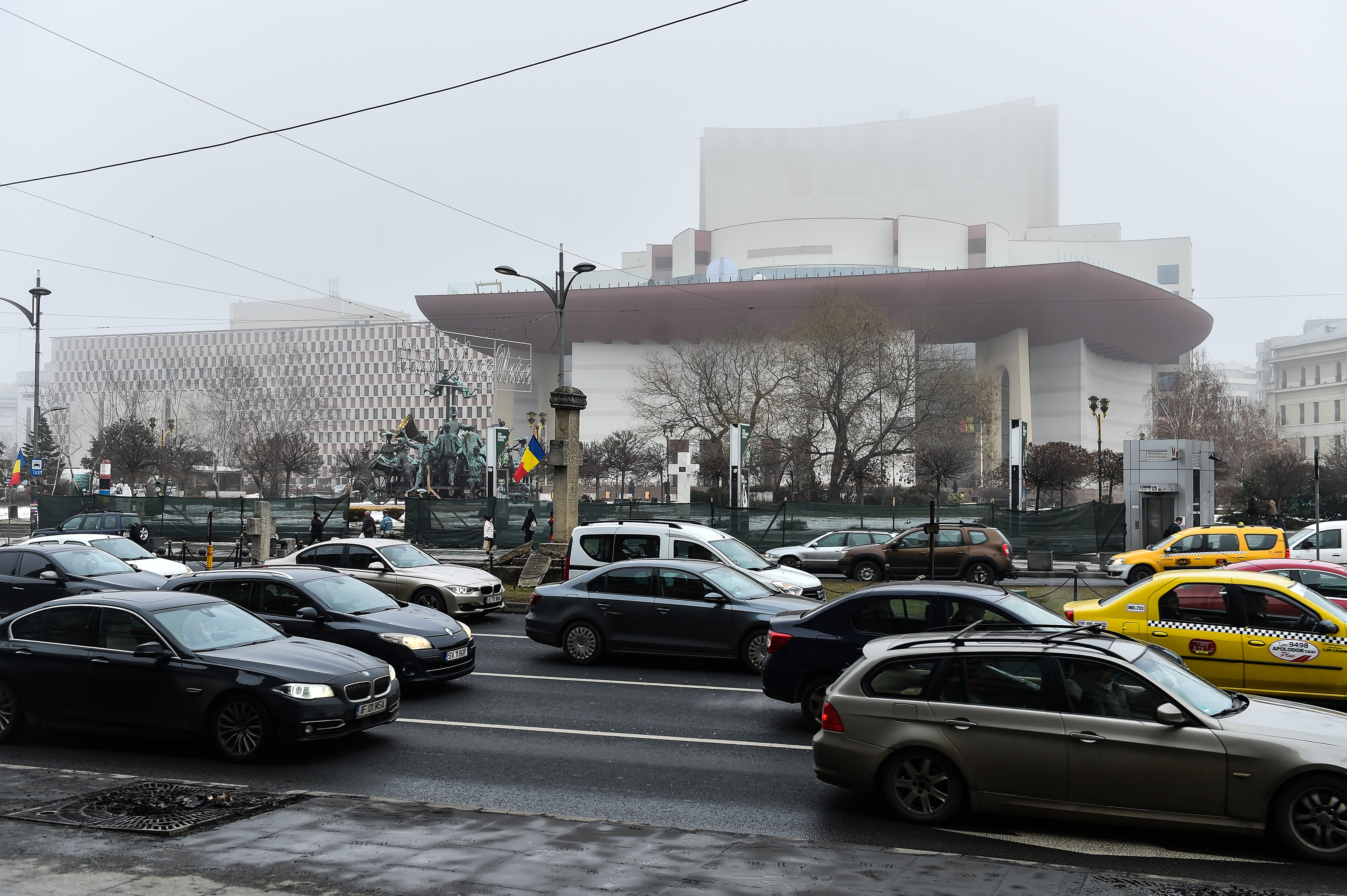 Guvernul modifică programul ”Prima mașină”: ”Sprijinim cât mai mulţi români”