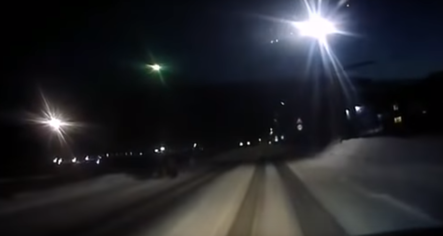 Obiect misterios, surprins pe cerul Rusiei. Ce ar putea fi "mingea strălucitoare". VIDEO