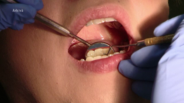 Dosar penal pentru un fals stomatolog în Suceava. Ce ar fi pățit un copil de 4 ani