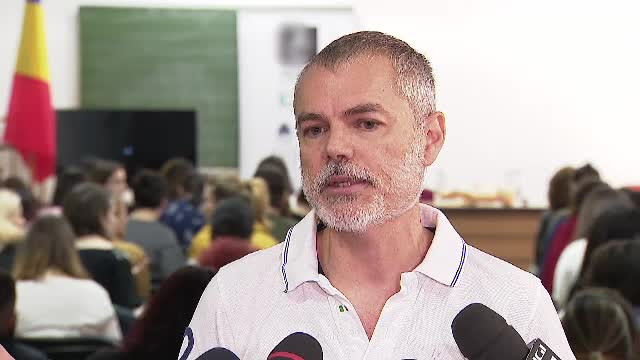 Dr. Mihai Craiu: „La copii, COVID-19 evoluează rareori cu forme semnificative de boală”