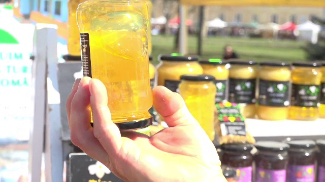 Directiva micului dejun, adoptată de statele UE. Se schimbă regulile pentru miere și nivelul de zahăr din sucurile naturale