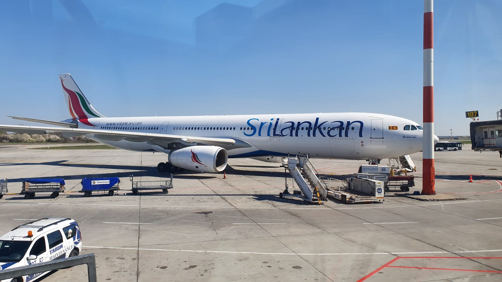 Un avion cu 200 de pasageri la bord a aterizat de urgență pe Aeroportul Otopeni