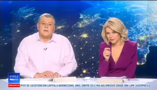 O familie de urşi a făcut picnic printre blocuri, în Buşteni. Reacţia localnicilor