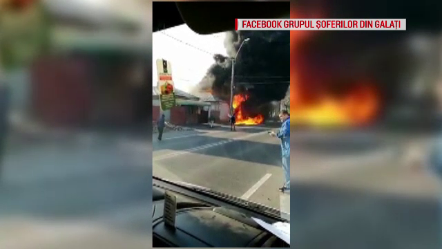 Incendiu puternic la un service auto din Galați. Focul ar fi fost pus intenționat