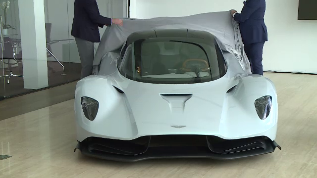 O legendară companie de mașini de lux și-a deschis reprezentanță la Bucureşti