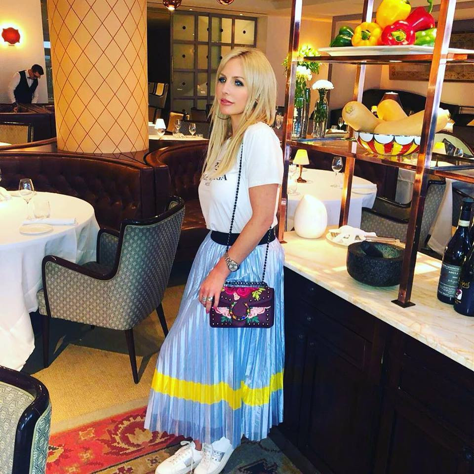 Cum încearcă o mamă să le arate copiilor ce înseamnă „valoarea banilor”. GALERIE FOTO