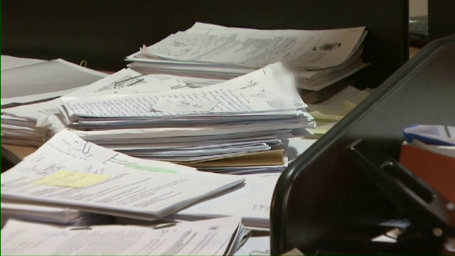 Primele propuneri concrete ale "comisiei de tăiat hârtii" de la ministerul Educației