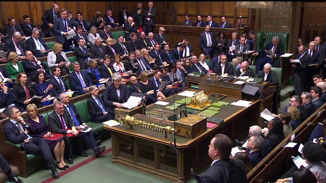 Parlamentul britanic a respins a treia oară tratatul privind Brexitul. Reacția Theresei May