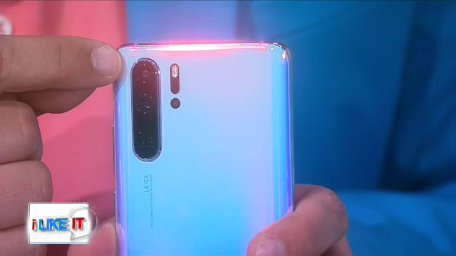 Noul telefon Huawei P30 a ajuns la iLikeIT. Cât de bun este ”flagship”-ul chinezilor