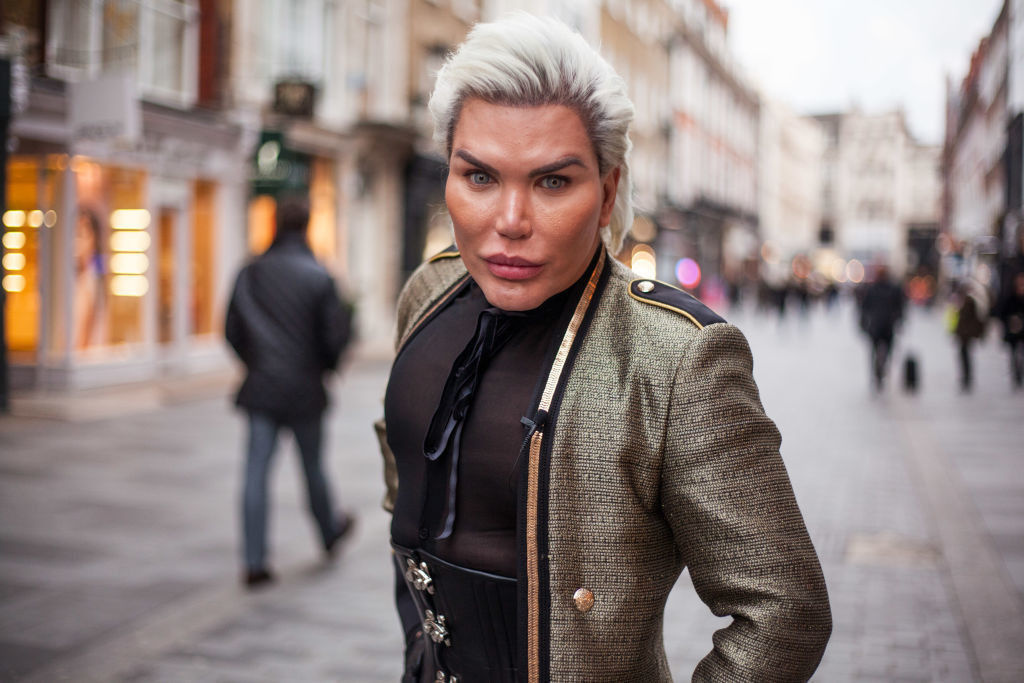 Papusa umana Ken, la un pas de moarte - 6