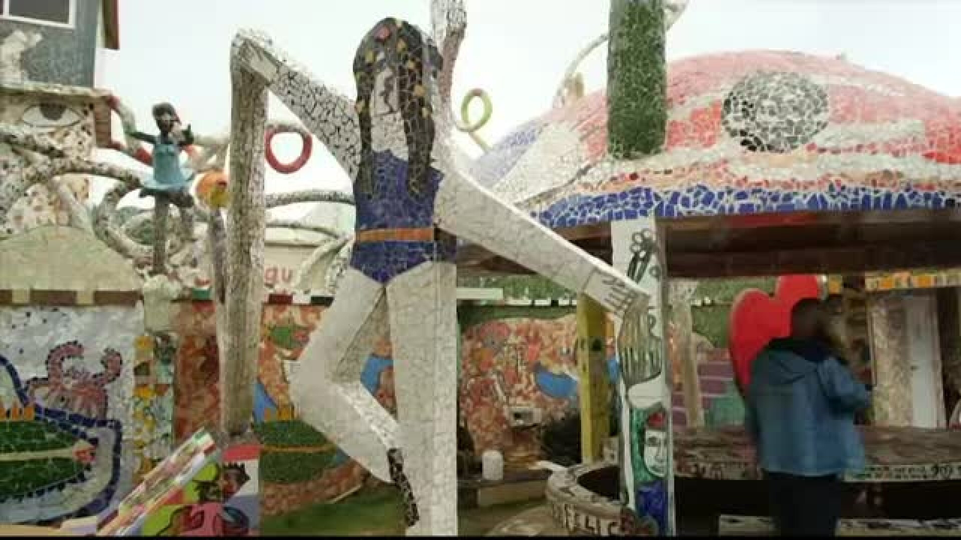 Sătucul impresionant realizat din piese de mozaic de un cubanez, lângă Havana