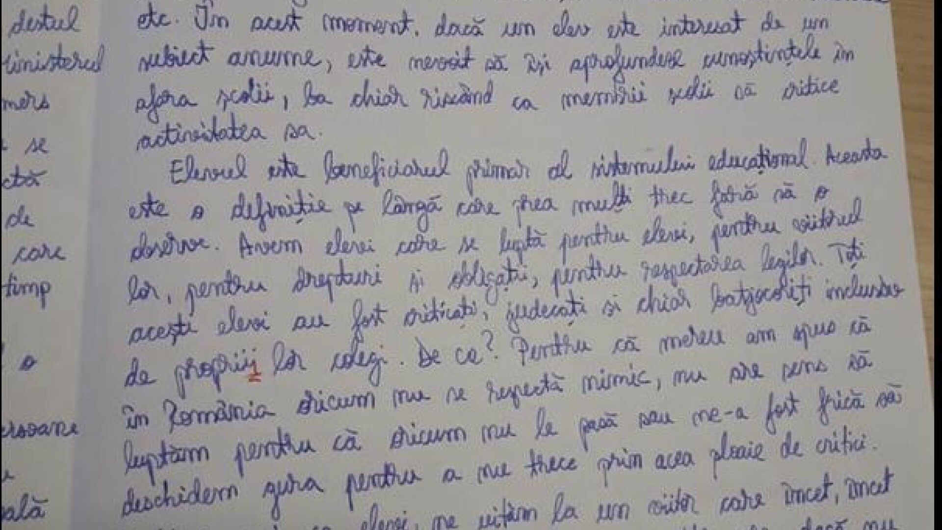 Nota 1 la simularea la BAC. Ce a scris o elevă pe foaia de examen. FOTO