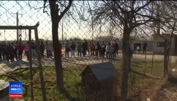 Salariații unei fabrici de pantofi din Bihor, în pragul disperării: „Nu ne-o dat nici salar”