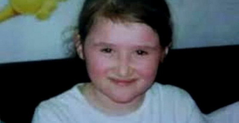 Maria, fetița româncă violată și înecată în Italia, va fi dezgropată după 3 ani