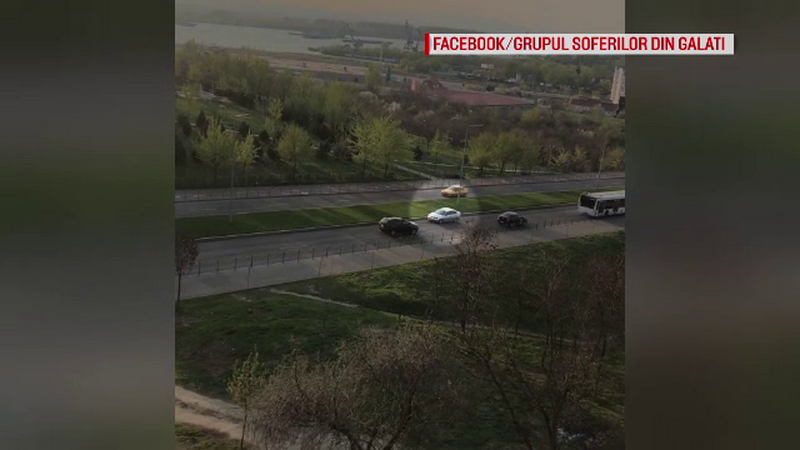 Șofer filmat conducând liniștit pe contrasens, la Galați. Ce amendă riscă