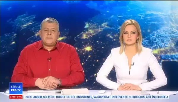 Câțiva tineri cu handicap locomotor au folosit o pârtie, cu un dispozitiv special