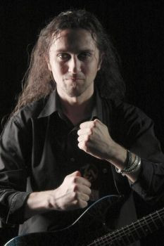 Aniversare pe scena metal din România. Concert TAINE, 20 de ani de la ”Cealaltă parte”